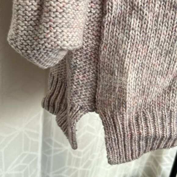 American Eagle Outfitters Lavender Wool Silk Blend Knit Sweater - Picture 4 of 7